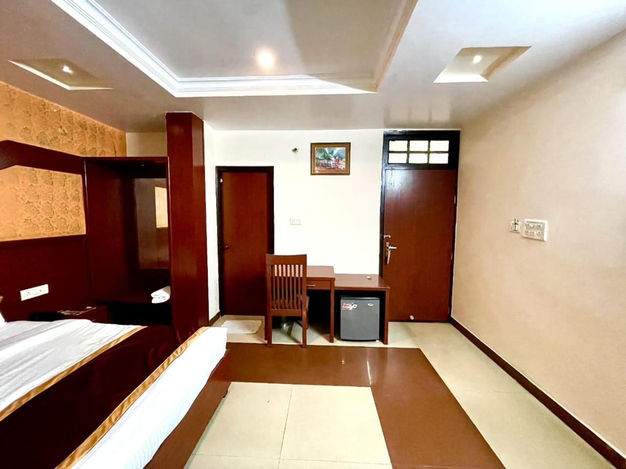 לקנאו Saubhagya Inn By Kempinski מראה חיצוני תמונה
