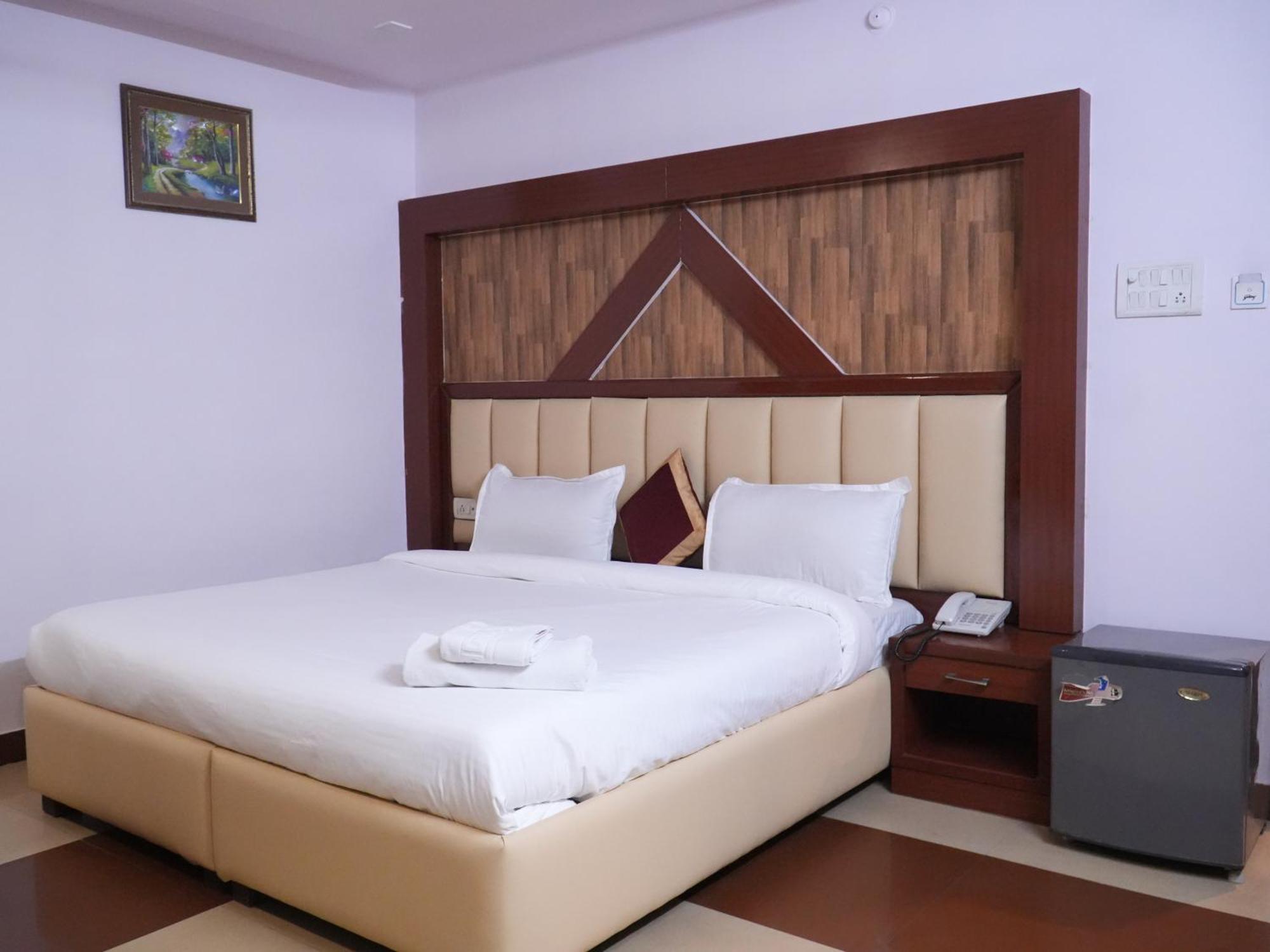 לקנאו Saubhagya Inn By Kempinski מראה חיצוני תמונה