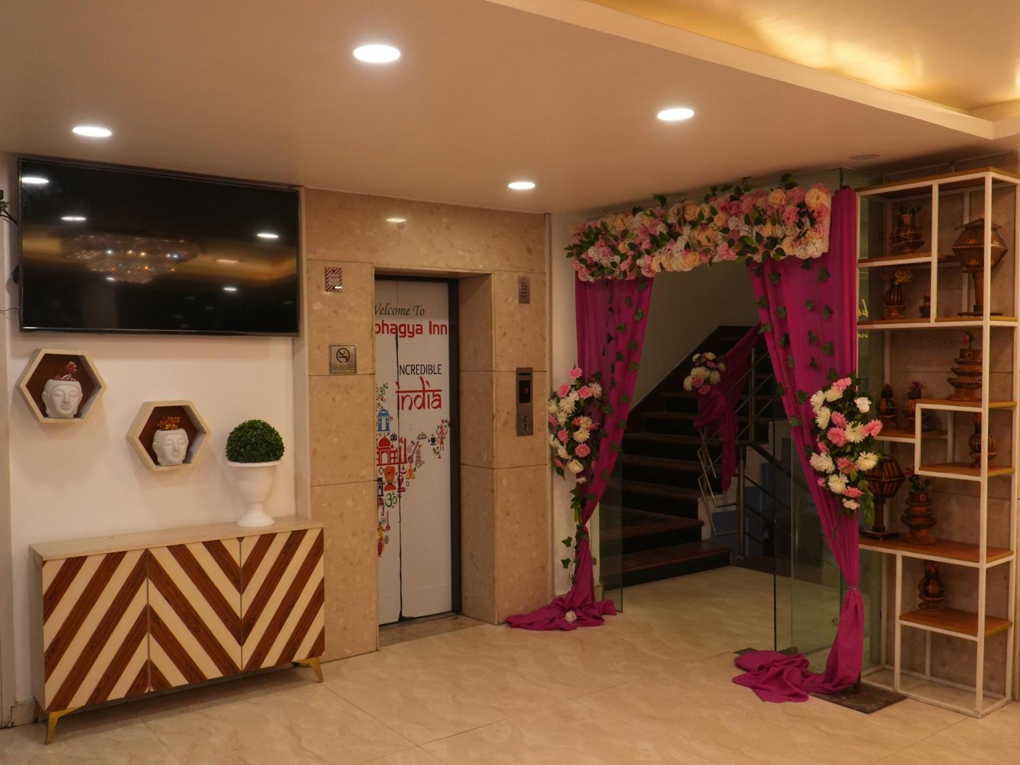 לקנאו Saubhagya Inn By Kempinski מראה חיצוני תמונה